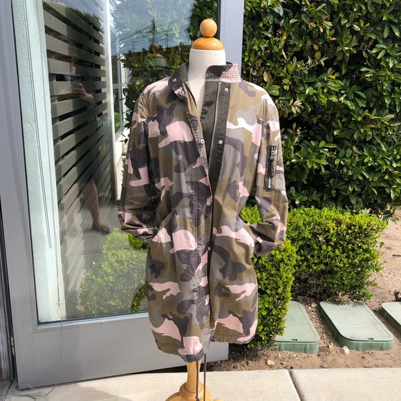 H&M Jackets & Blazers - H&M camouflage trench